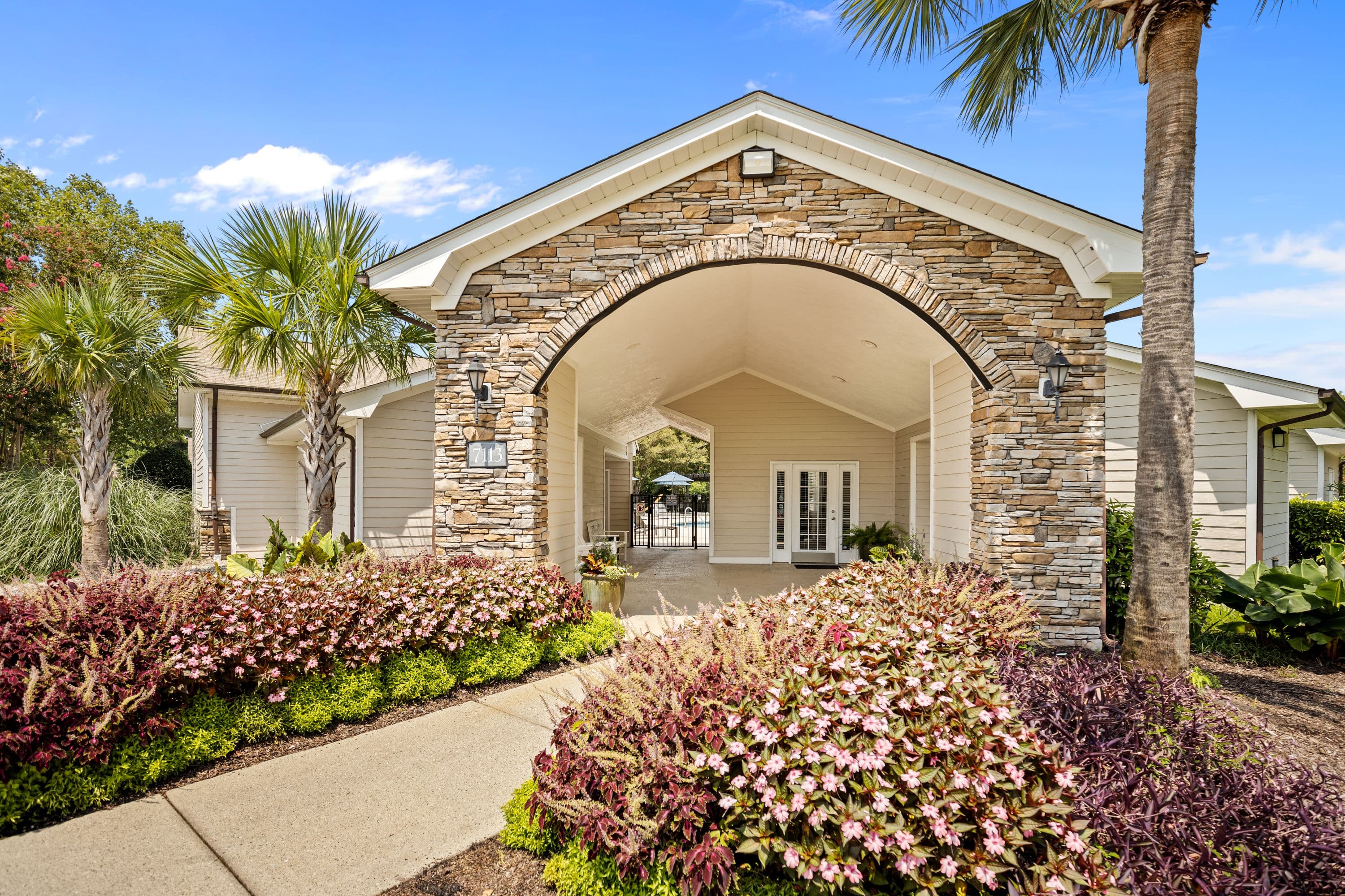 Cape Harbor apartments